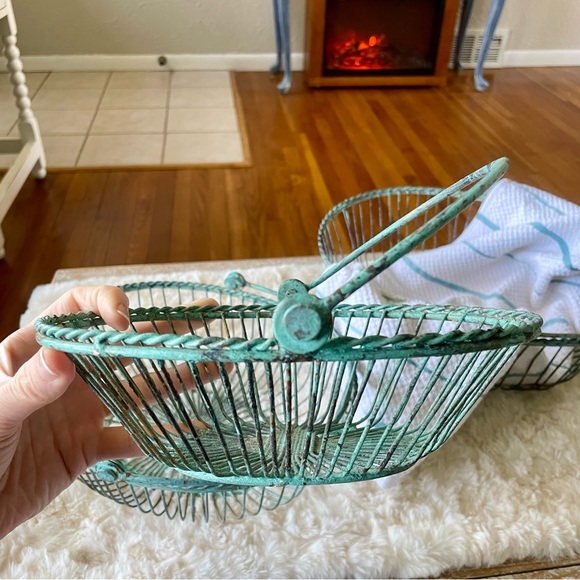 🧺3 Wire Farmhouse Oval Baskets🧺 - Picture 11 of 16
